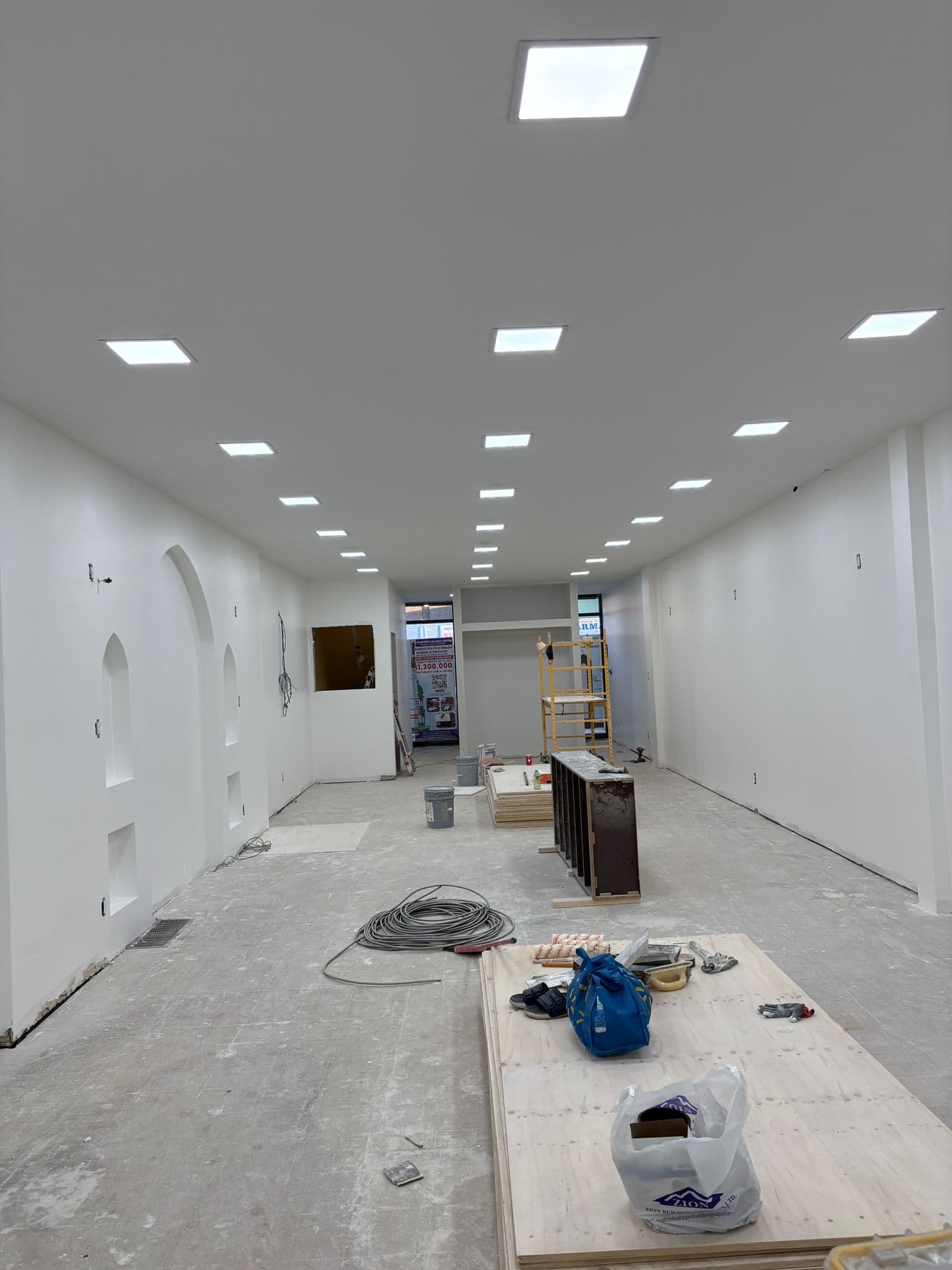 Smooth wall finish