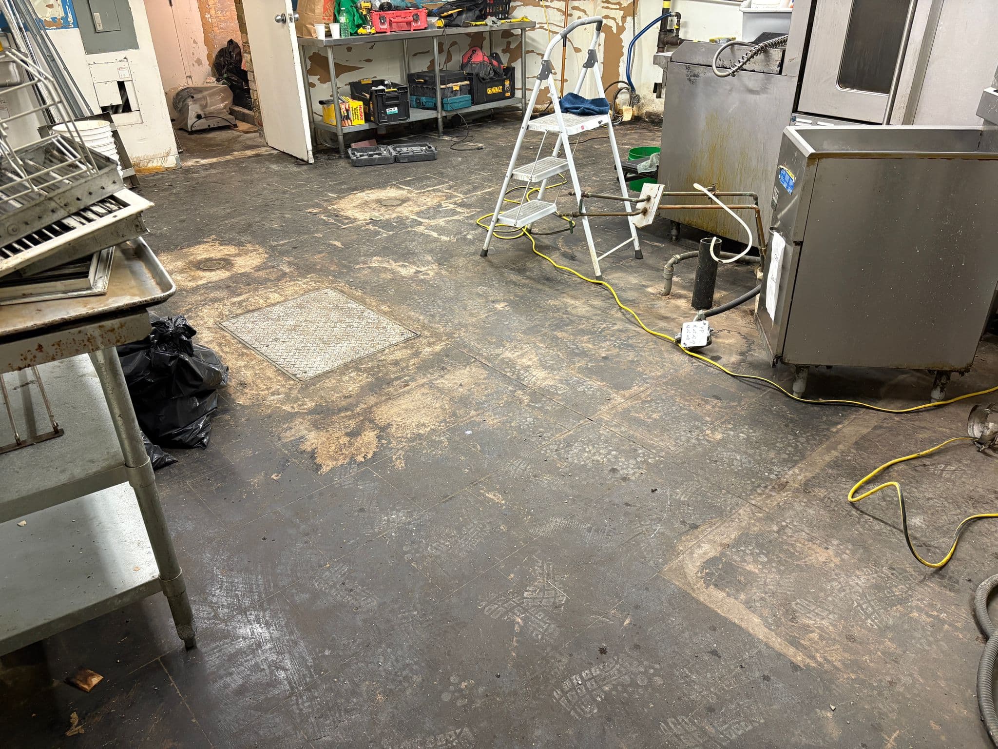 Large format tile